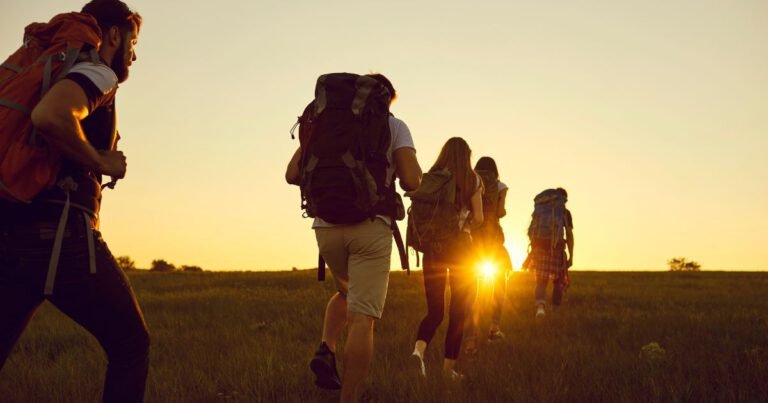 Lire la suite à propos de l’article Tourisme solidaire : Transformer le voyage en engagement